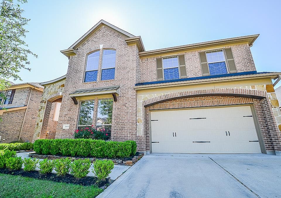1st image of 24615 Blue Opal Ln