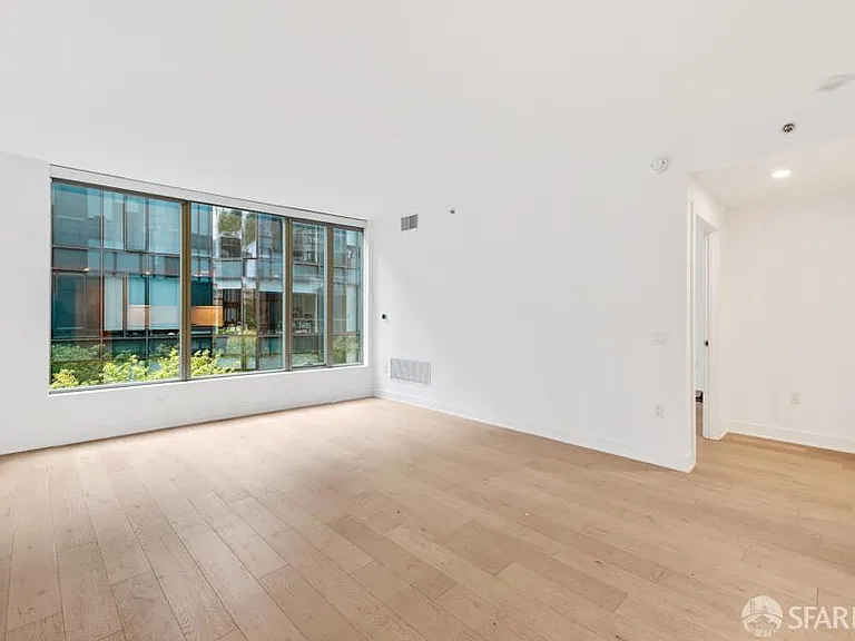 338 Main St #5H — Photo 8
