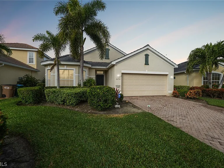 2454 Blackburn Cir — Photo 30