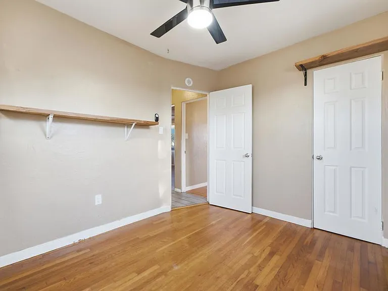7620 Saranac Ave — Photo 14