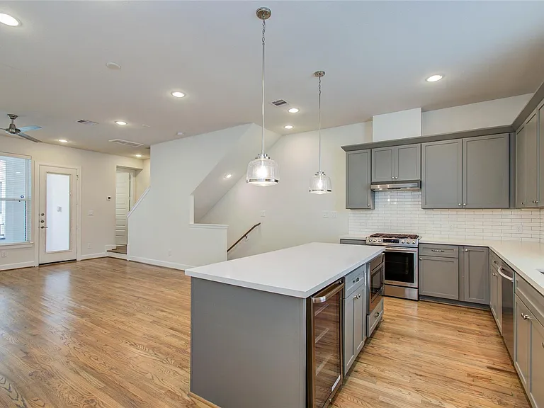 2810 Grand Fountains Dr #B — Photo 16