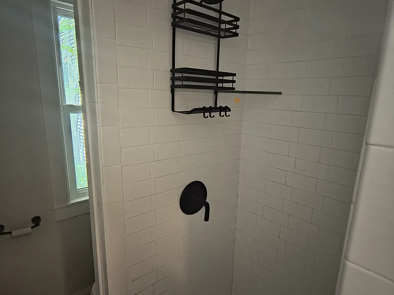360 Elm St #1 — Photo 34