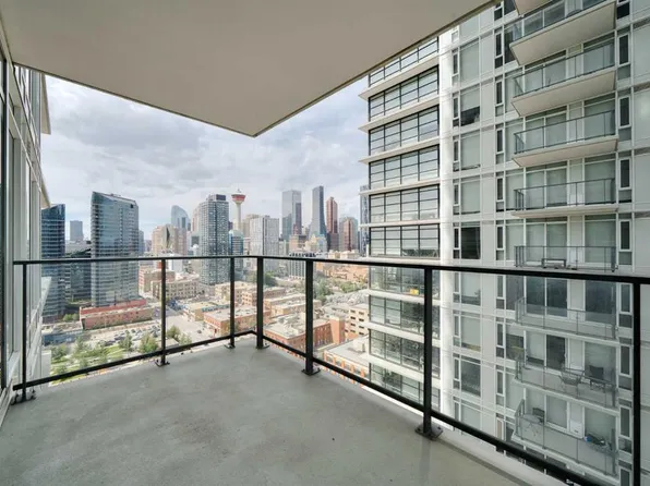 1188 N 3rd St SE #1906, Calgary, AB T2G 1H8