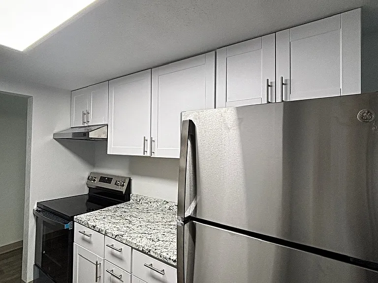 View Ridge Park Villa — Photo 1