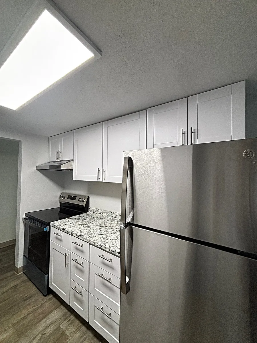 Building Photo - View Ridge Park Villa