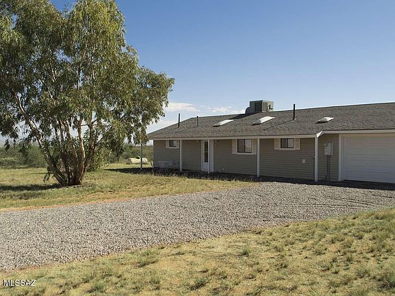 2nd image of 882 W Kaibab Way