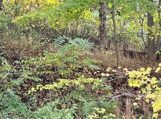 Cherry Hill Rd, Wheeling, WV 26003