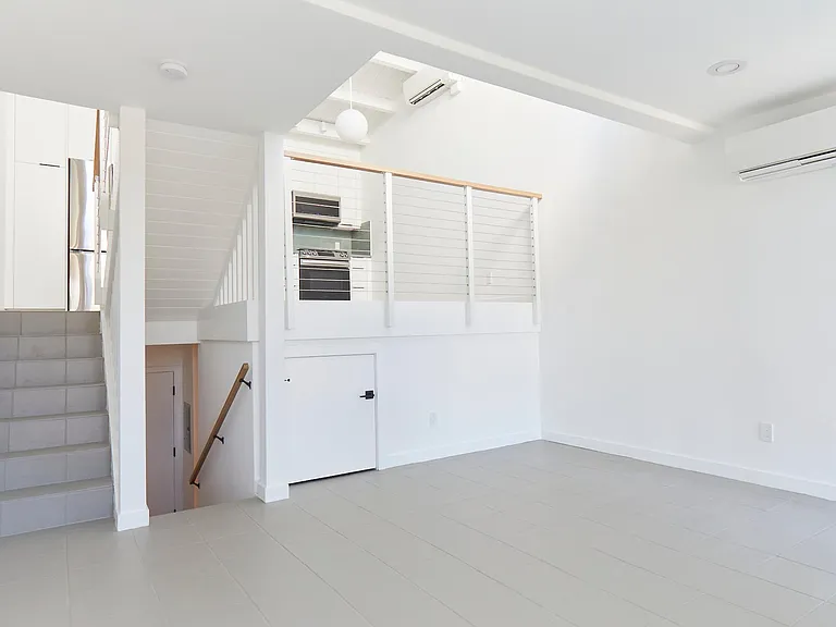 2204 Strongs Dr #5 — Photo 34