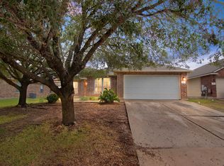 102 Jefferson Cv, Elgin, TX 78621