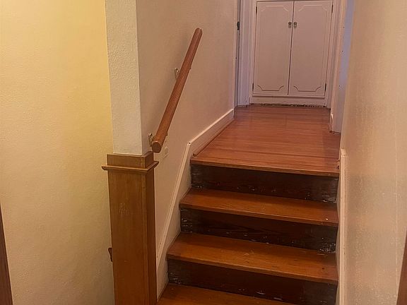30th image of 1619 Koenigstein Ave