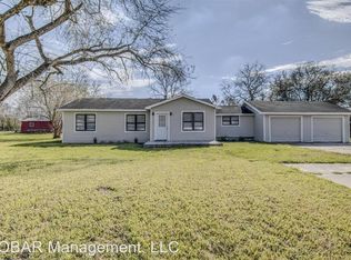1526 County Road 597, Angleton, TX 77515