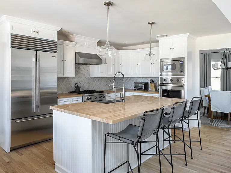 233 Water Mill Towd Rd — Photo 2