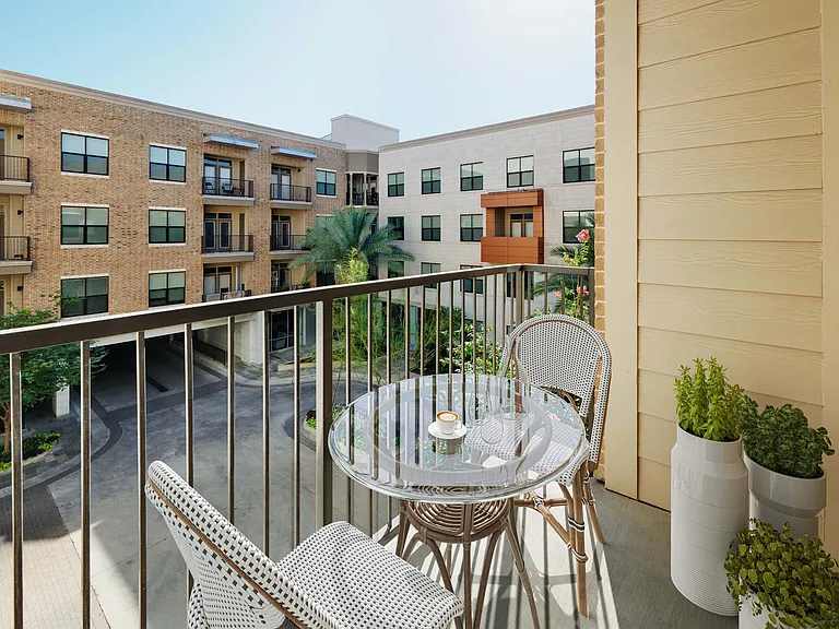 Camden Lamar Heights — Photo 11