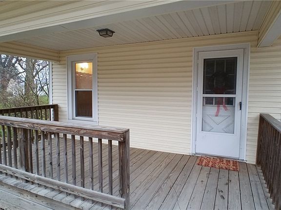 3rd image of 116 Mill St N