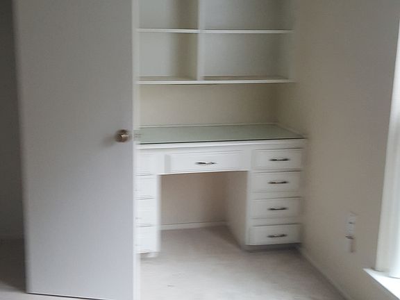 5th image of 518 Brian Dr