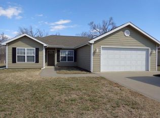 1519 N Clay St, Junction City, KS 66441