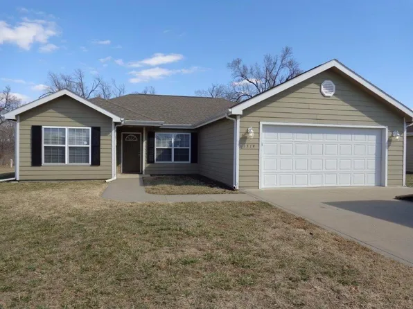 1519 N Clay St, Junction City, KS 66441