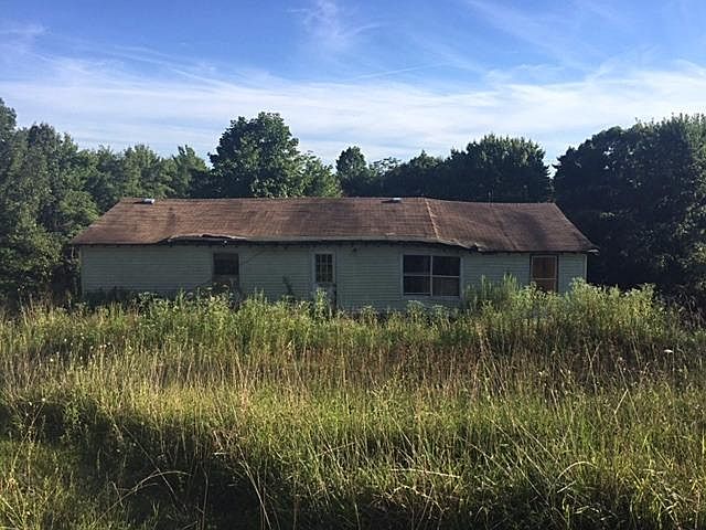 2nd image of 186 Wilks Hill Rd