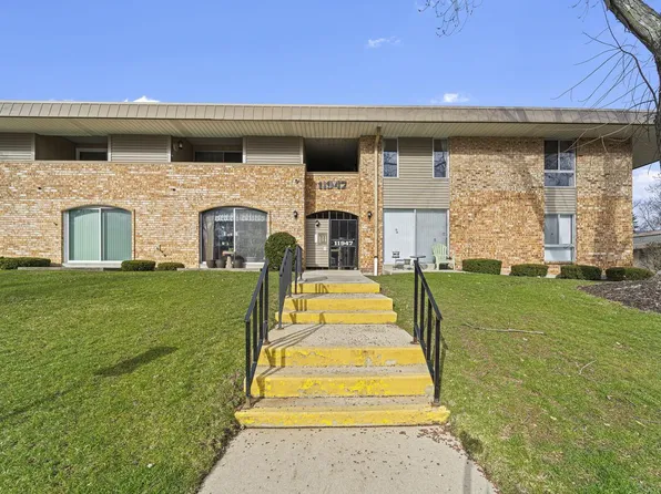 11947 West Appleton AVENUE #24, Milwaukee, WI 53224