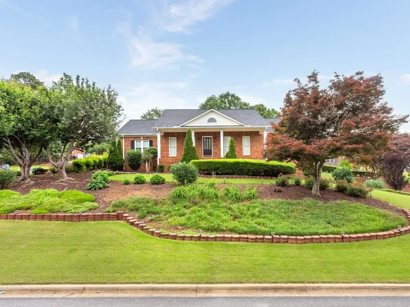 2001 Newman Ln, Oxford, AL 36203