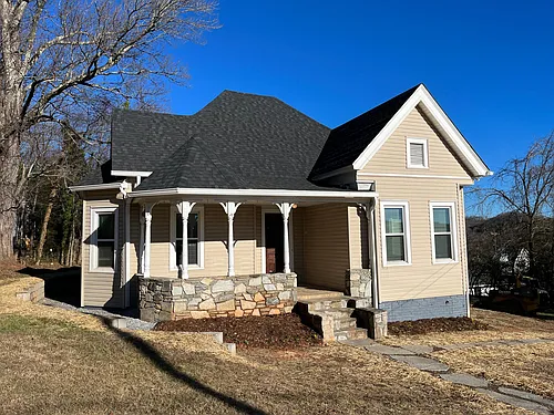 46 N Thomason St Photo 1