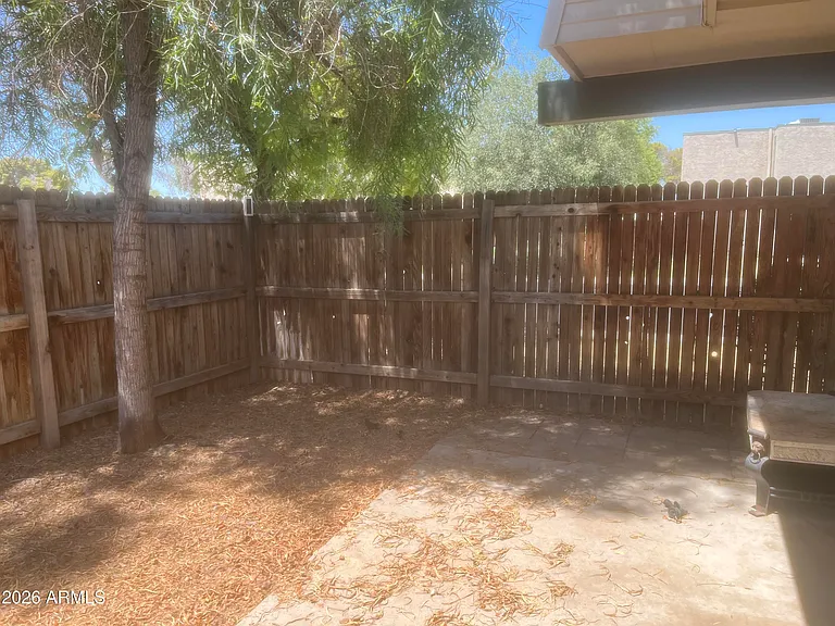 5902 W Townley Ave — Photo 36