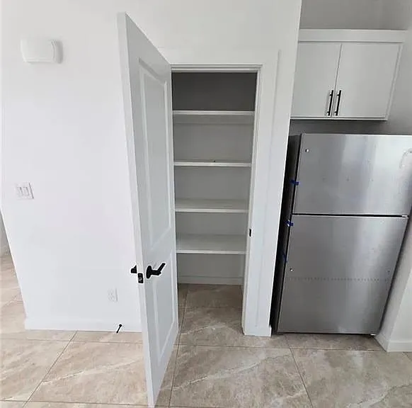 408 Gastel Cir #1 — Photo 8
