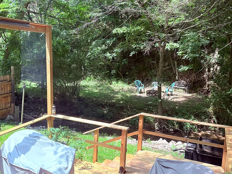 610 Thorn Hollow Rd — Photo 3