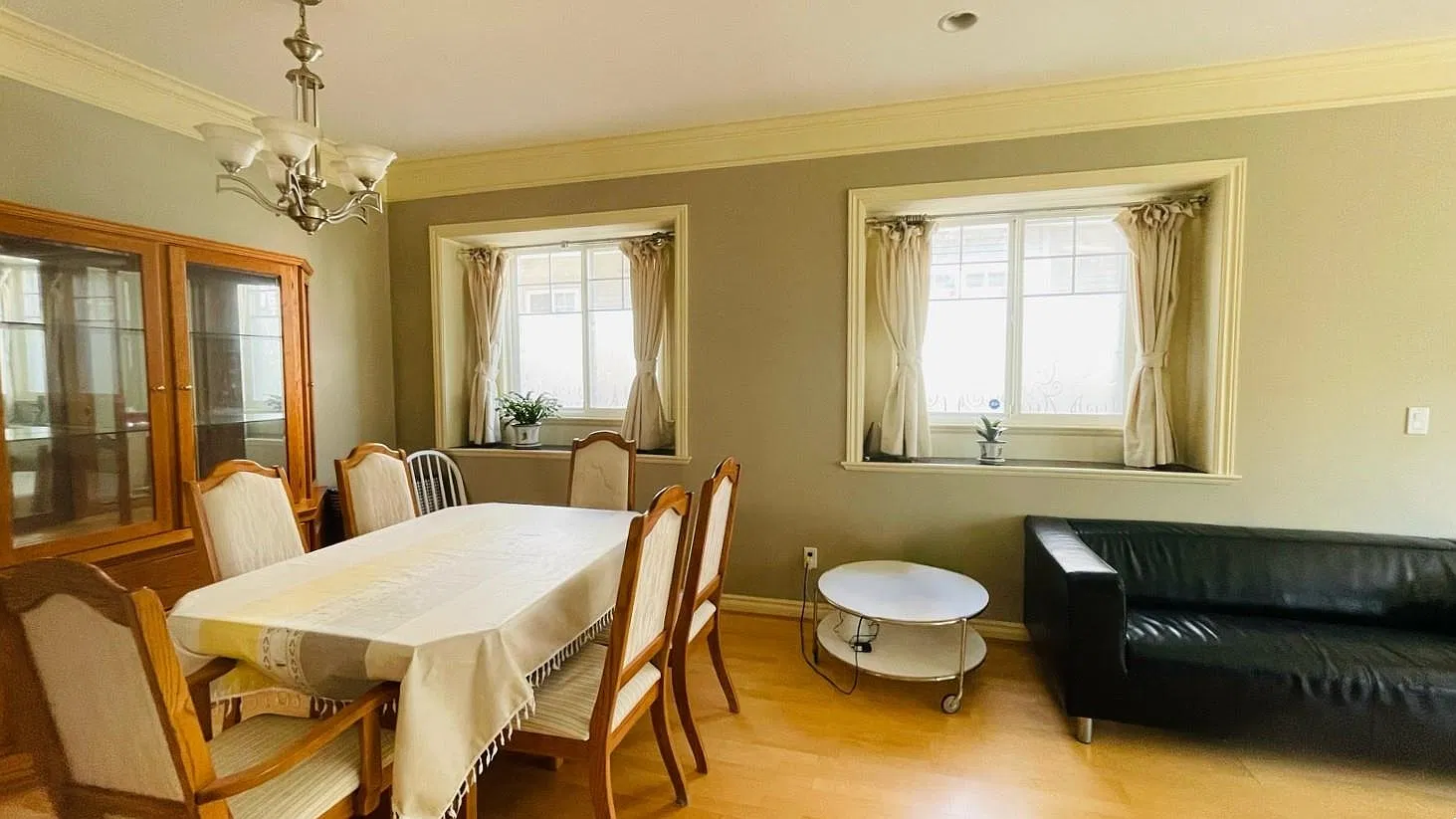 2 bed, 1200 sqft, $2,550 — Photo 4