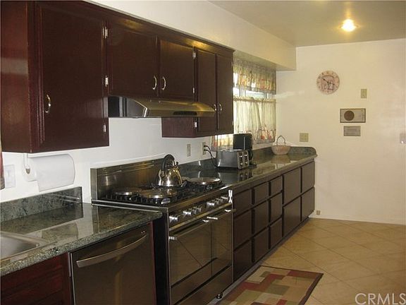 3rd image of 2320 E Romneya Dr