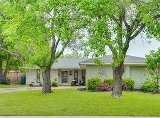 2111 Southmoor Dr, Carrollton, TX 75006