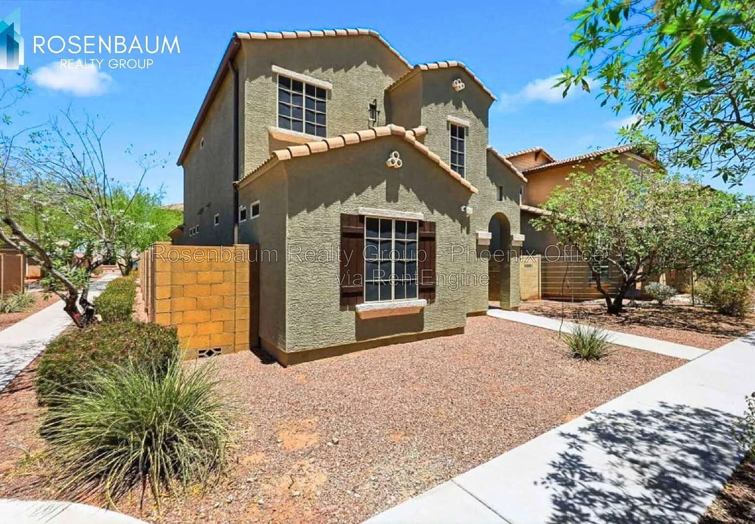 4 bed, 2.5 bath, 1991 sqft, $2,400 — Photo 3