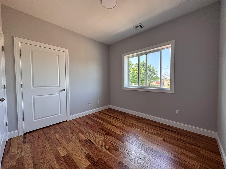 259 Caswell Ave #2 — Photo 13