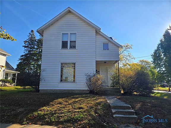 2nd image of 502 N Prospect St