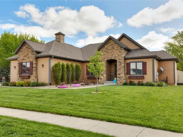 600 S Ryan St, Prairie City, IA 50228