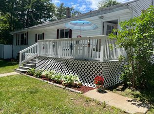 35 Grove Ave, Old Orchard Beach, ME 04064