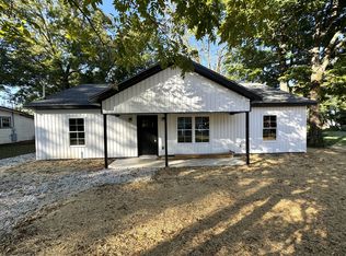 414 S Vine St, Winchester, TN 37398
