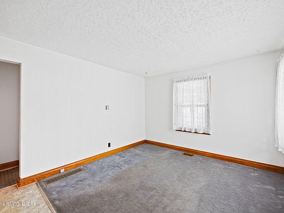 5th image of 4709 Dohn Rd