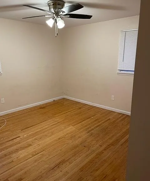 40 Shamrock Dr — Photo 5