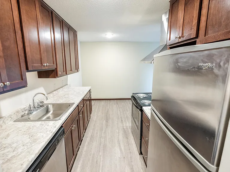 3804 Highcrest Rd — Photo 14
