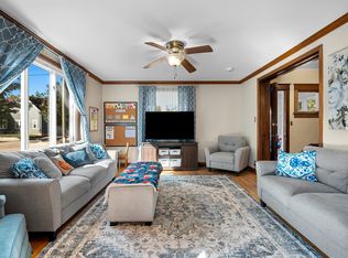 15 E Nevada Ave, Oshkosh, WI 54901