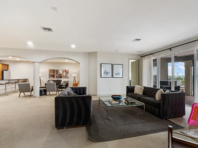 7926 Versilia Dr — Photo 34