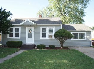 524 Liberty Blvd, Machesney Park, IL 61115