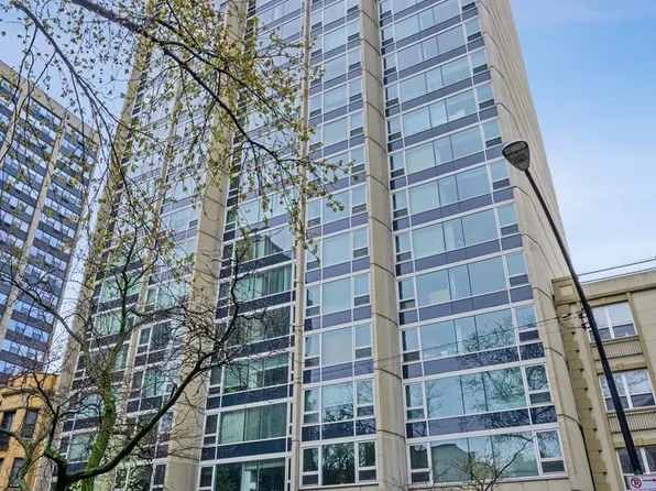 2728 N Hampden Ct APT 305, Chicago, IL 60614