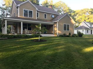44 Beach Bluff Ter, Cape Elizabeth, ME 04107