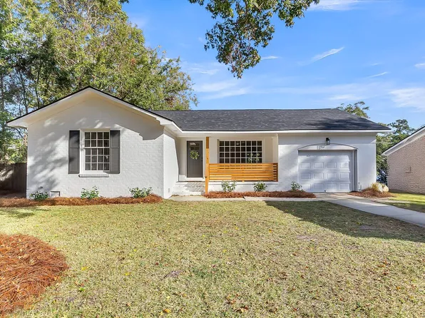 7736 Barclay Ave, North Charleston, SC 29418
