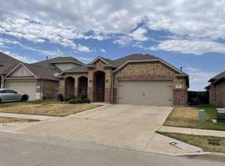 1909 Rio Costilla Rd, Fort Worth, TX 76131