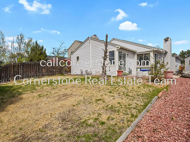 8640 Boxelder Dr — Photo 34