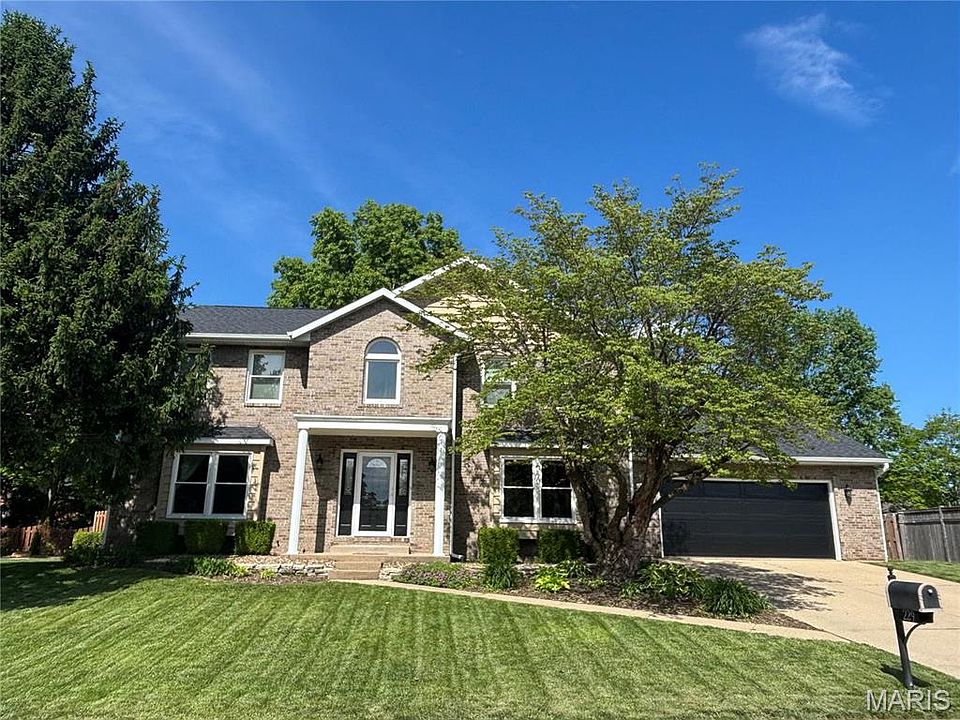 1st image of 229 Lake Lorraine Dr