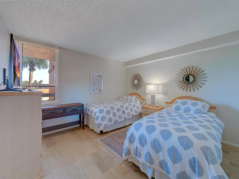 17900 Gulf Blvd #1B — Photo 23